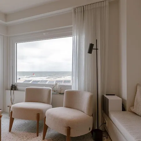 Huswell - Elegant And Stylish Retreat With Sea View דירה